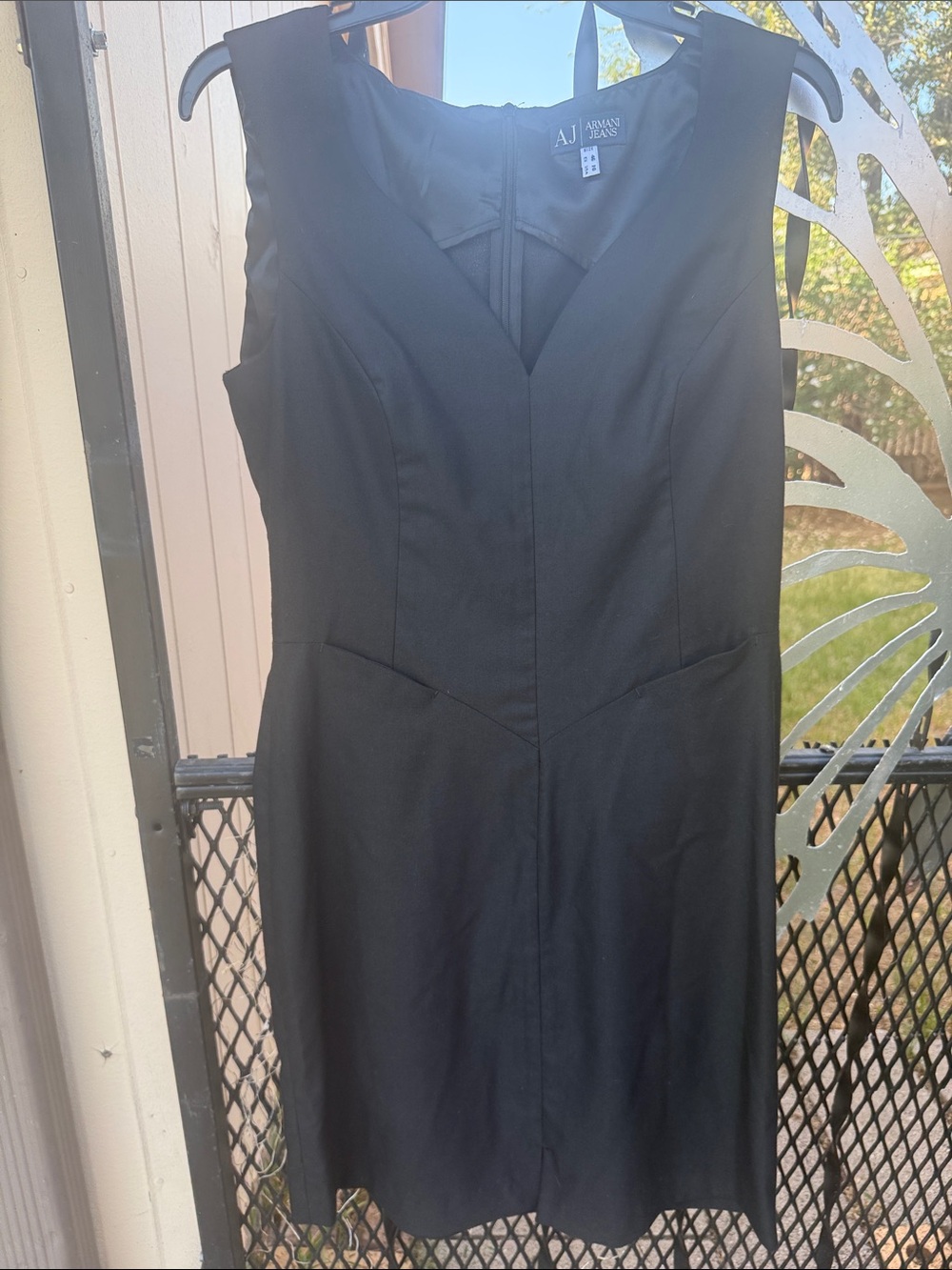 A/X Armani Exchange Black V-Neck Sleeveless Sheath Dress